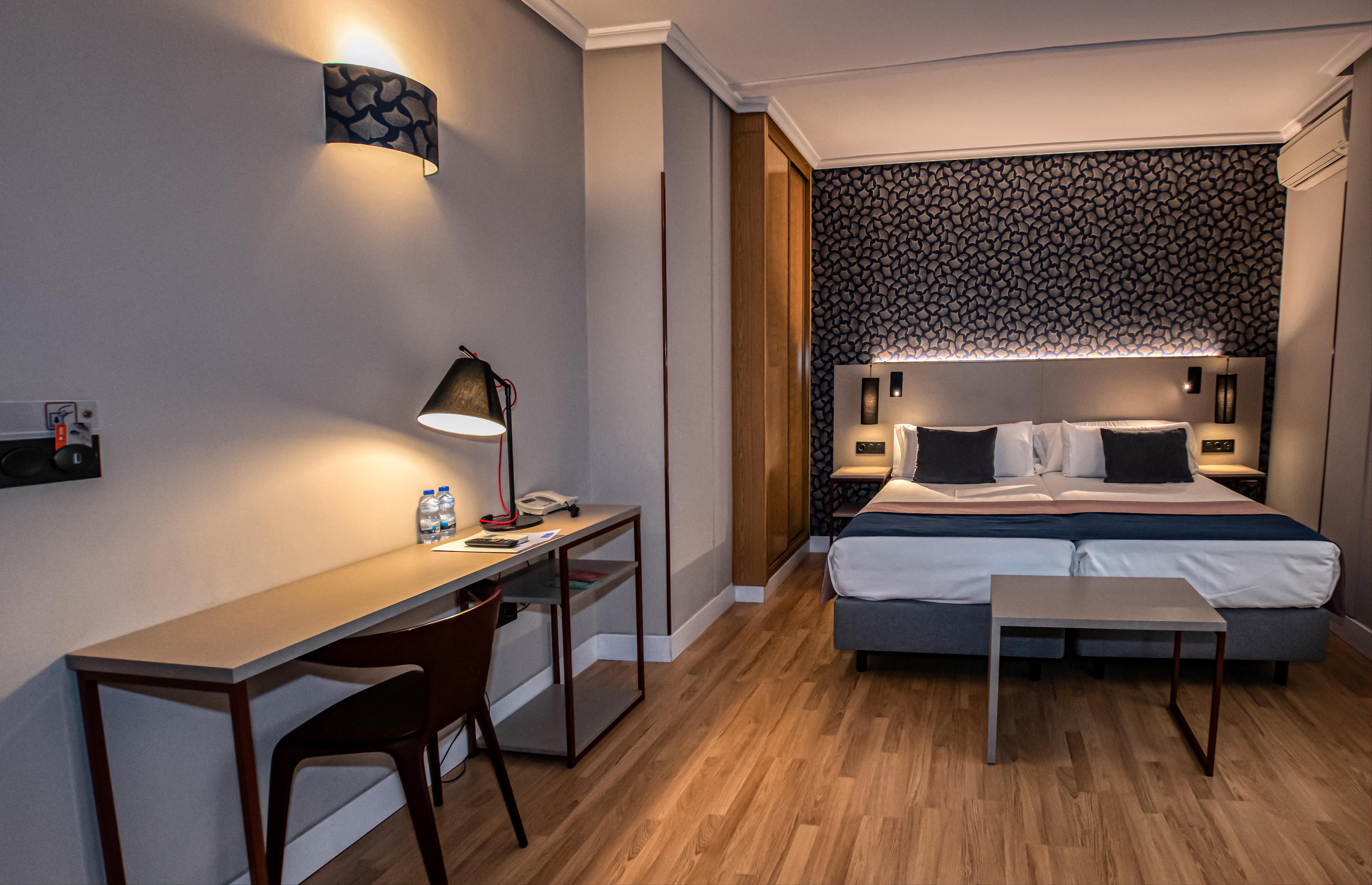 Hotel Castilla Vieja Palencia Kültér fotó